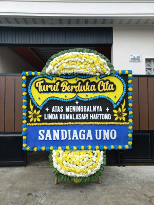 Papan Bunga Duka di Kuta Baru